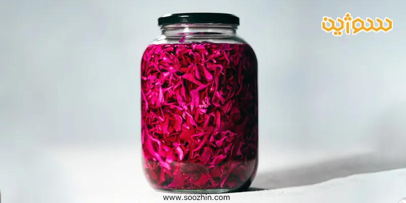 طرز تهیه ترشی کلم قرمز رستورانی (فوری، ترد و با رنگ ثابت!) 3 طرز تهیه ترشی کلم قرمز رستورانی